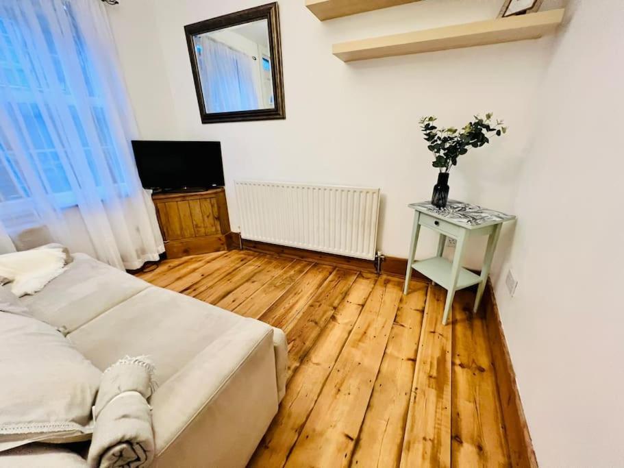 Cosy Cottage In Central Reading Free Parking & Fast Wifi Ngoại thất bức ảnh