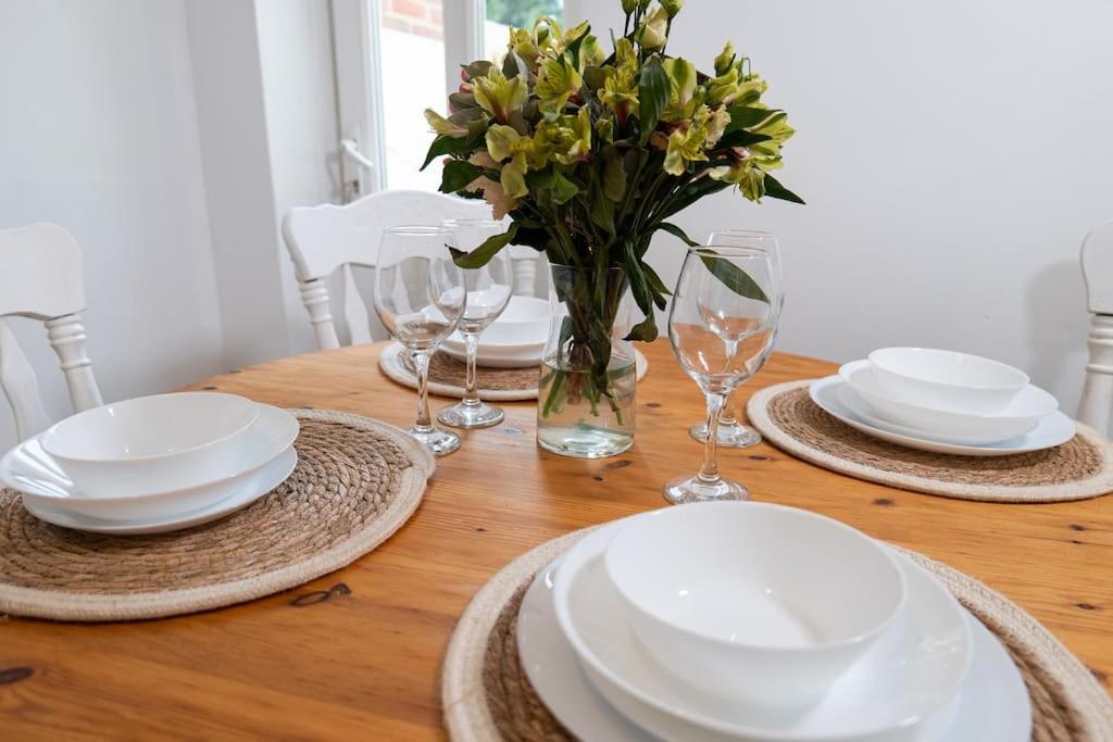 Cosy Cottage In Central Reading Free Parking & Fast Wifi Ngoại thất bức ảnh